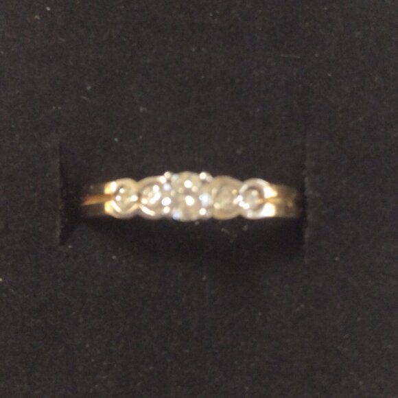 NWT STUNNING 14k GOLD & DIAMOND RING MSRP 1,295 - Picture 1 of 7